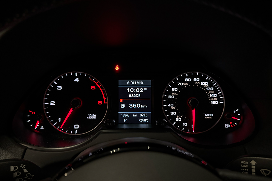 AUDI Q5 3.0 TDI Quattro AT 